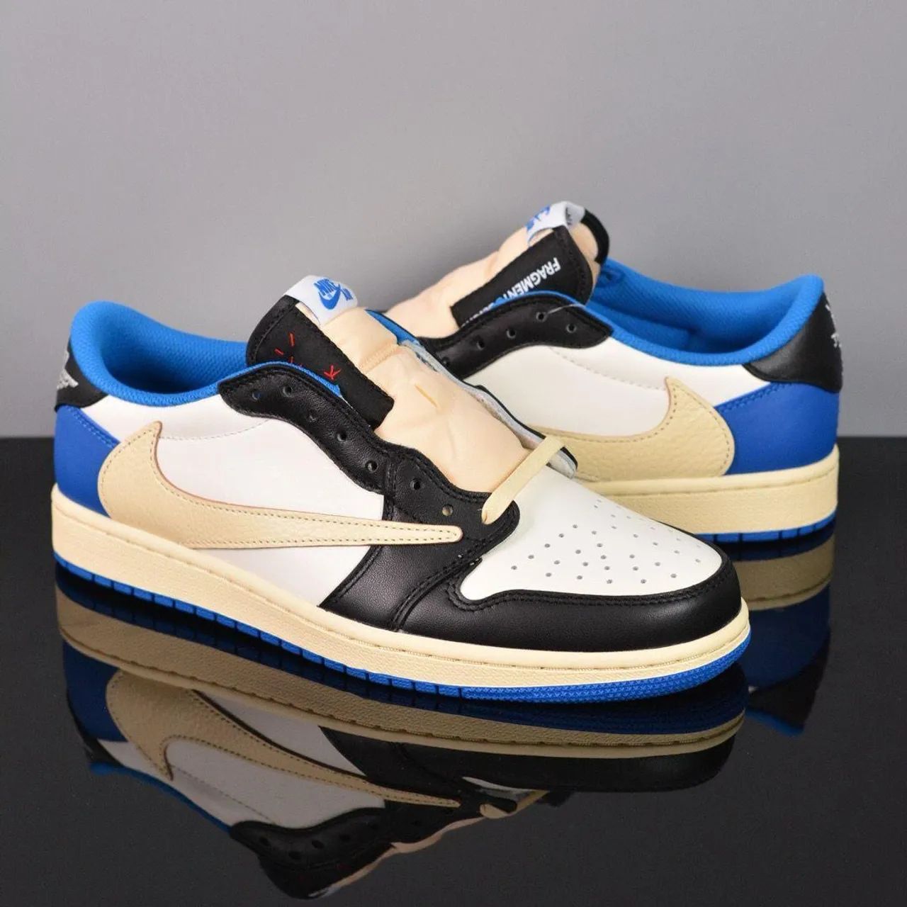Nike Air Jordan Travis 1 Low Fragment - Calçados - Copacabana, Rio