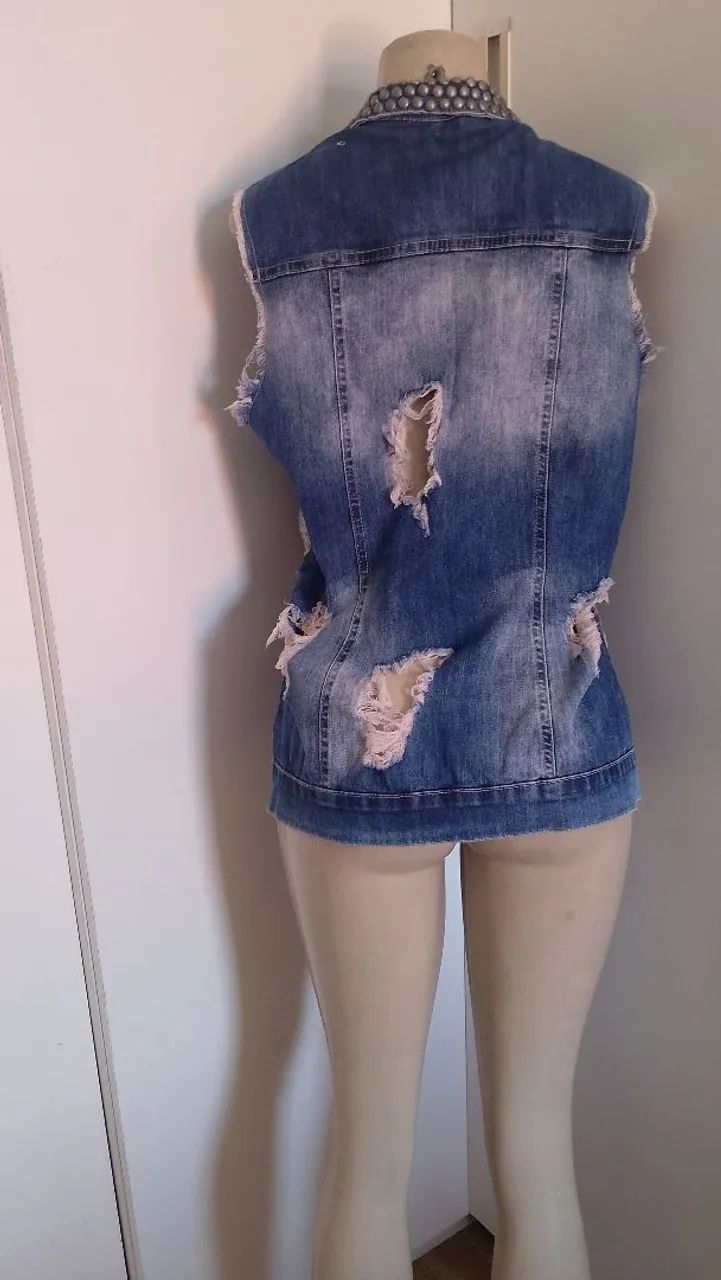 Colete jeans com aplicações G - Foto 3