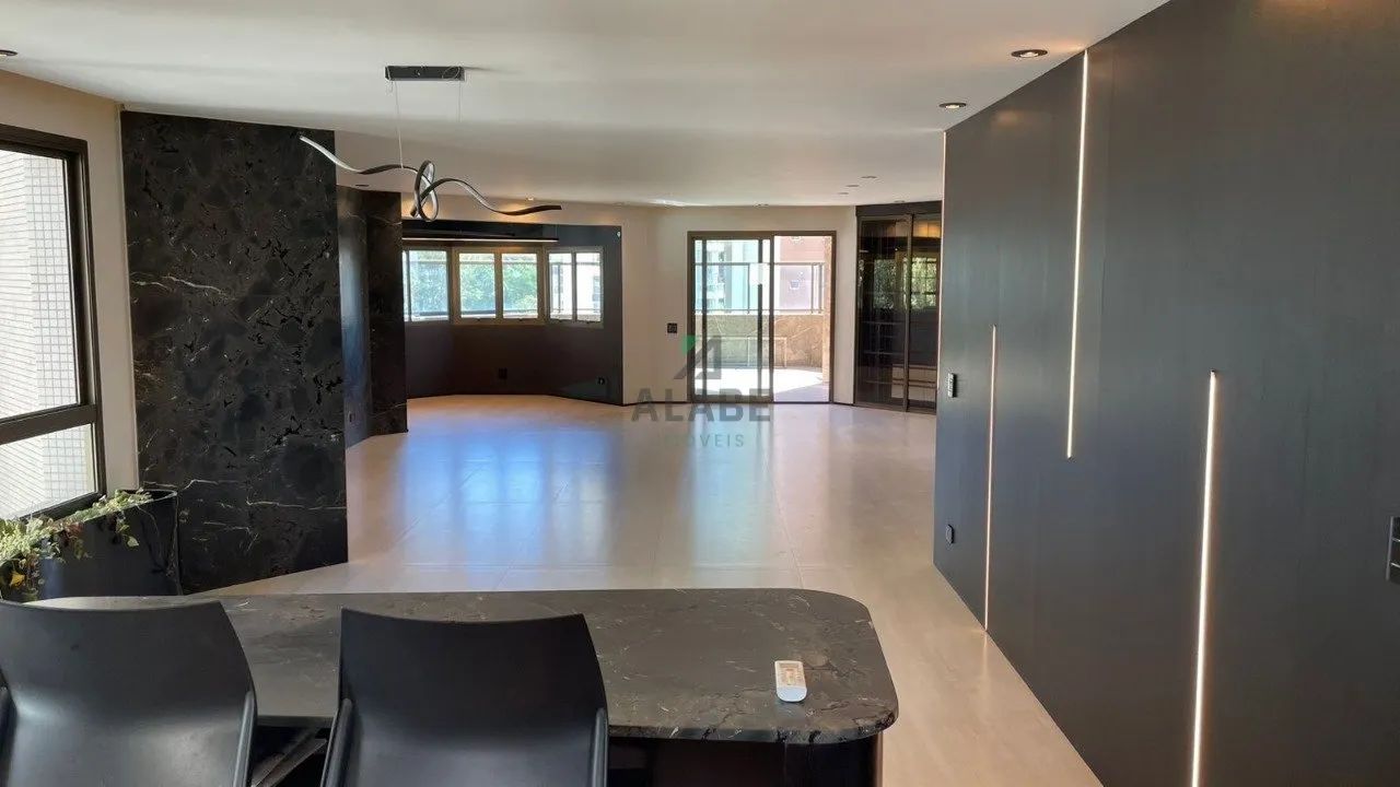 Apartamento no Panamby para alugar com 255m², 3 quartos e 3 vagas
