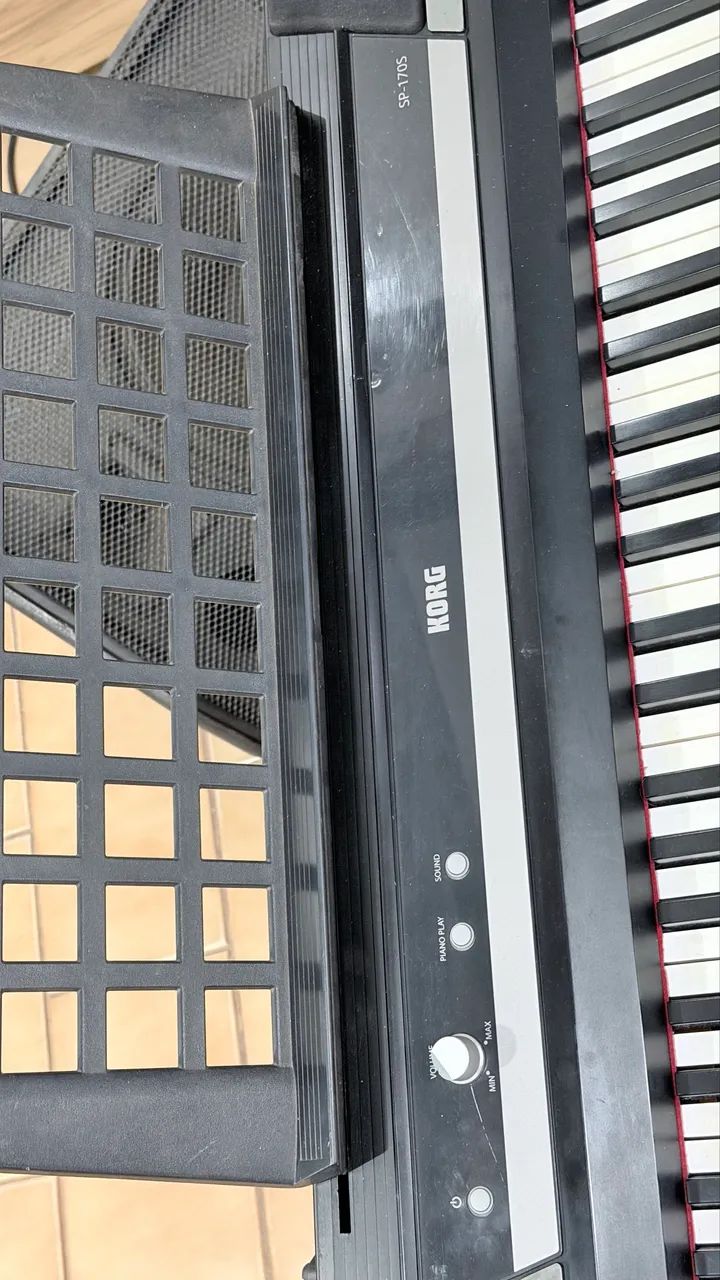 Piano Digital Korg SP-170S - 88 teclas - Foto 4