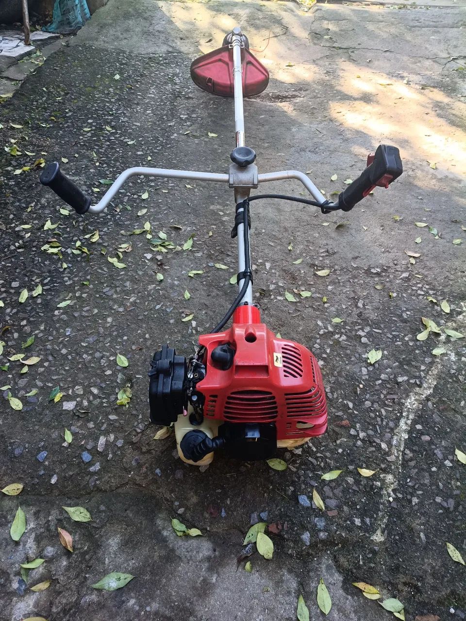 Vendo roçadeira em ótimo estado  - Foto 4