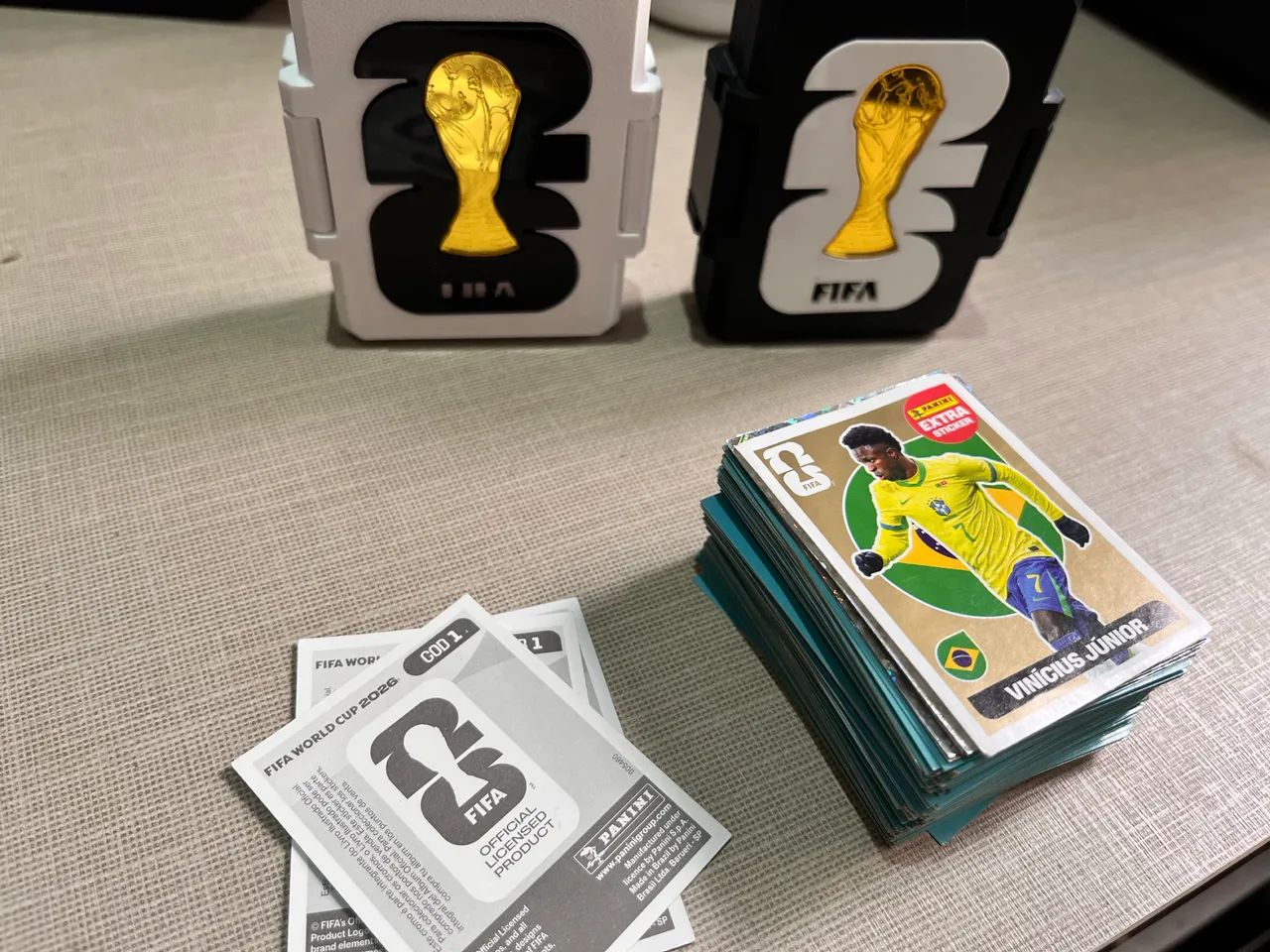 Figurinhas da copa 2026 originais - Foto 2
