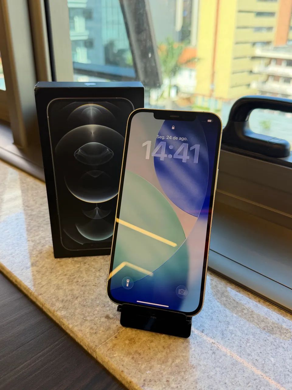 iPhone 12 Pro Max 128GB Gold - SEMINOVO - LOJA FÍSICA - Celulares