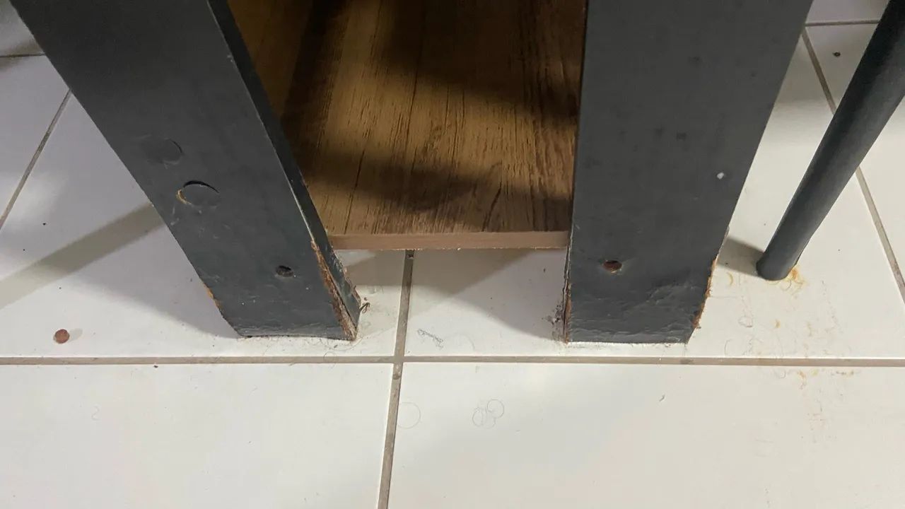 Escrivaninha usada  - Foto 4