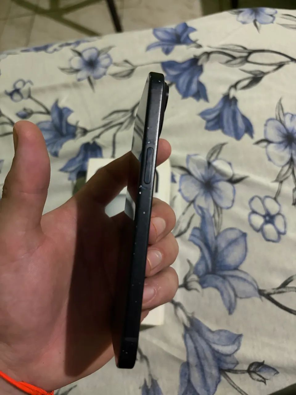 iPhone 15 128gb em perfeito estado  - Foto 2