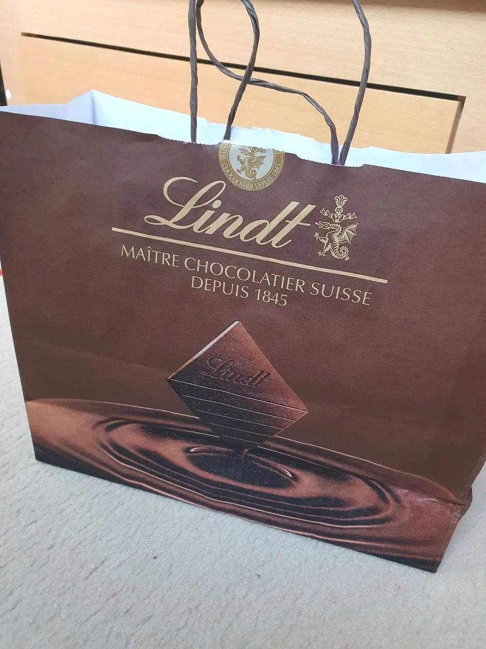 Sacola Lindt Moncloa - Foto 2
