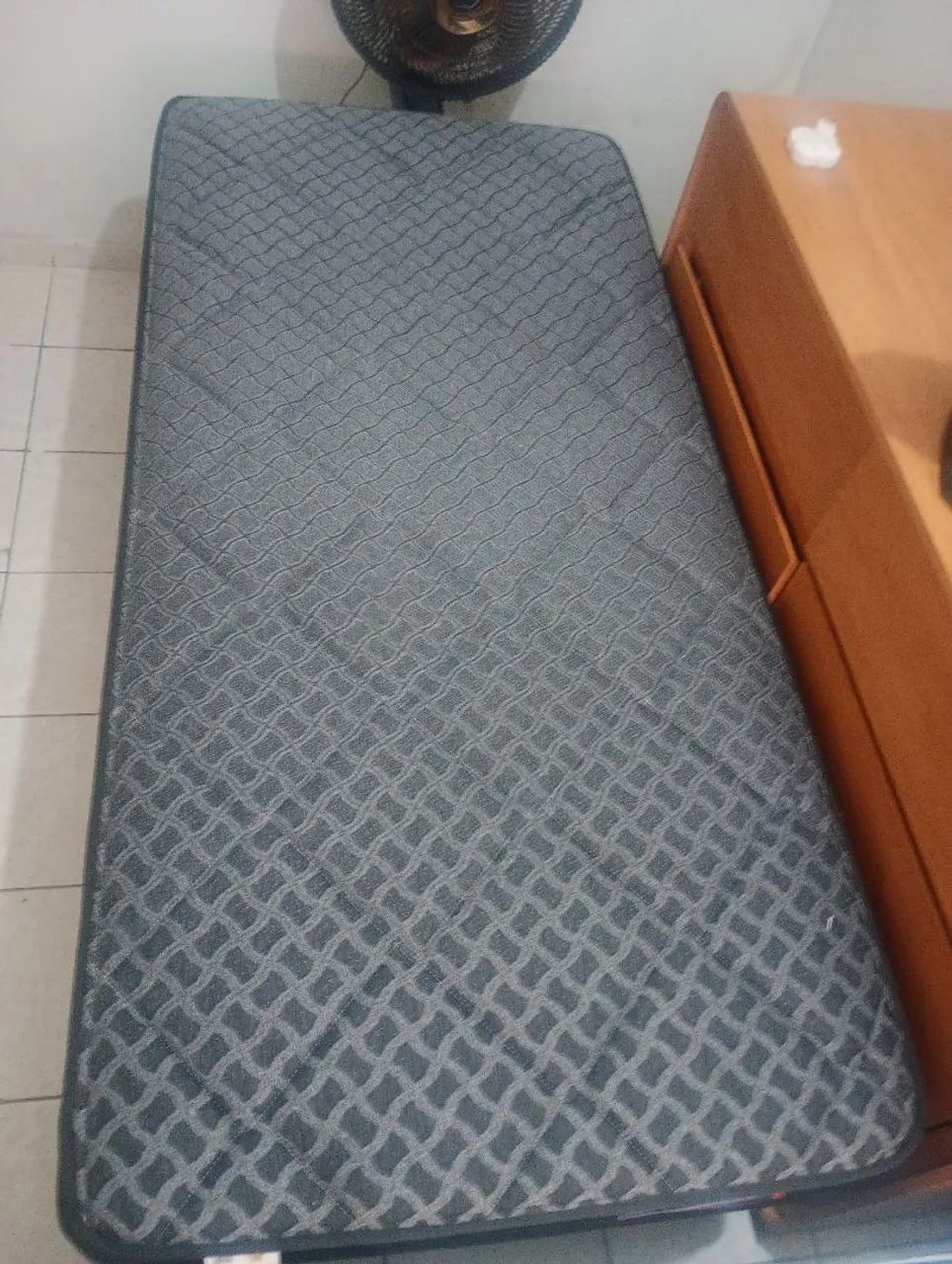 Cama de solteiro box