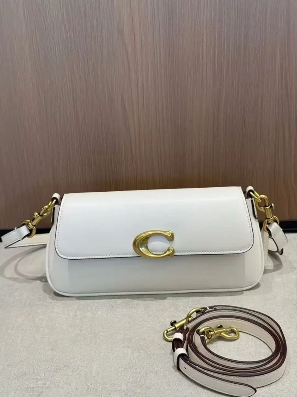 Bolsa jet shoulder coach