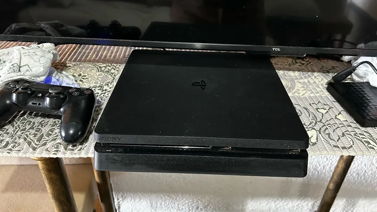 PlayStation 4  com 1 terá - Foto 3