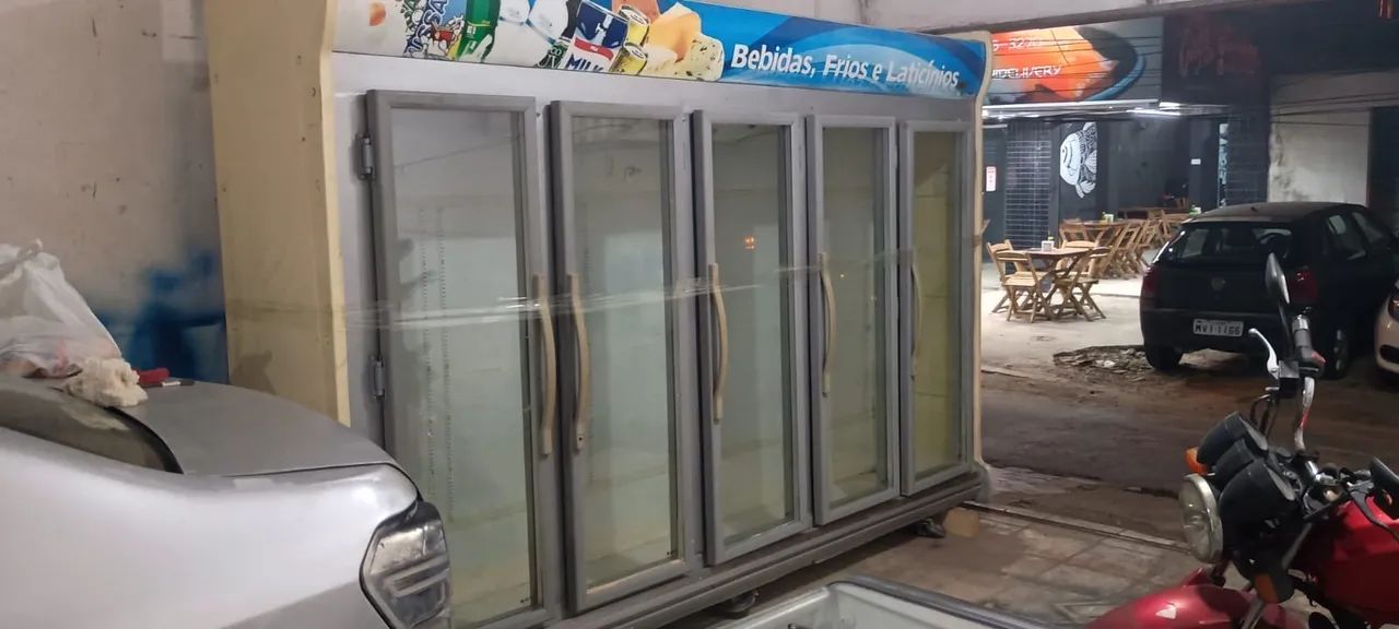 Expositor 5 portas laticínio e bebidas Gelando 3 Metros  - Foto 2