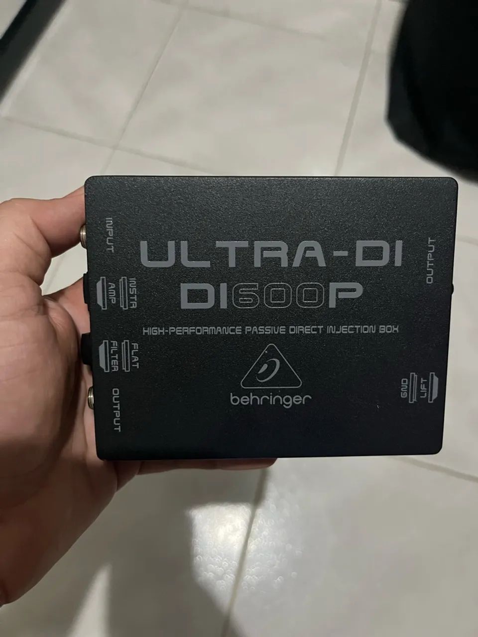 DIRECT BOX BEHRINGER NOVO, NUNCA USADO!!