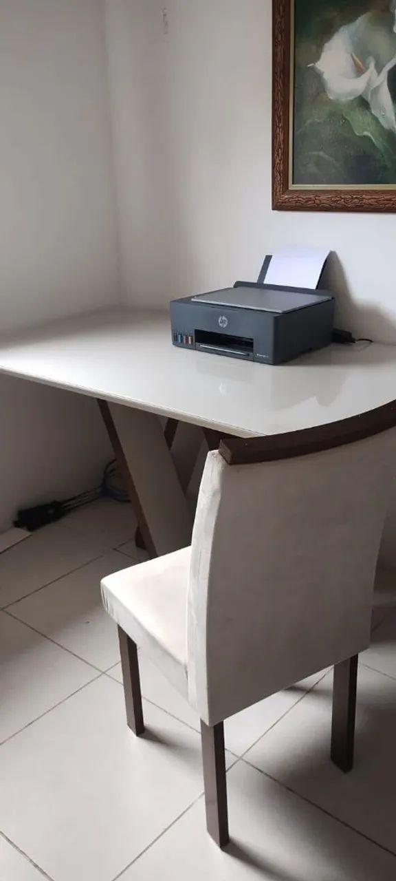 Mesa e cadeiras de jantar 6 lugares