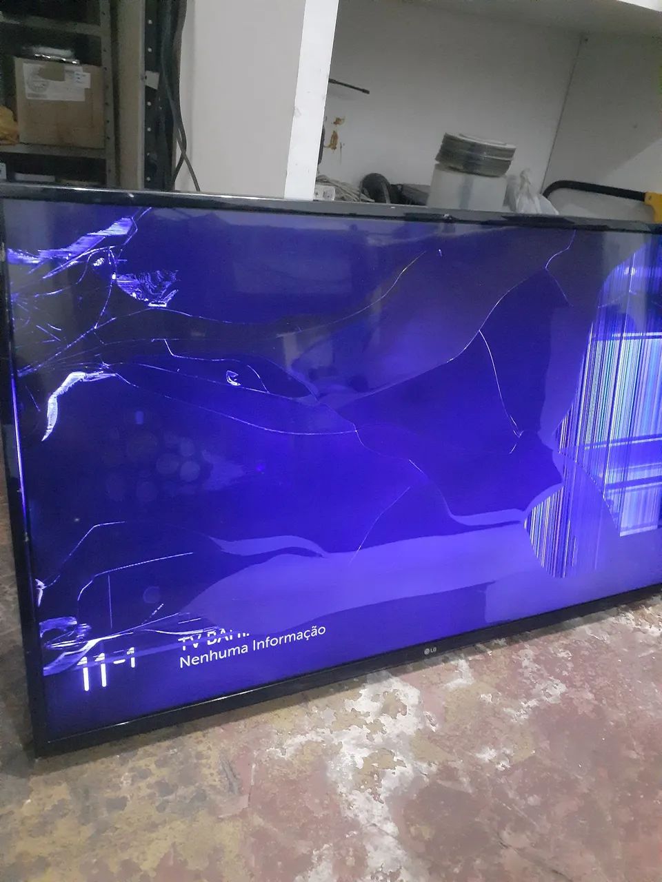 TVs Tela trincada - Foto 2