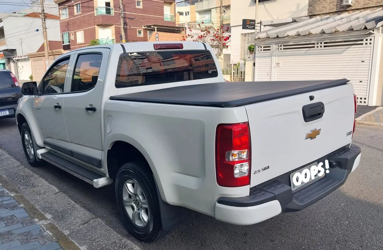 Chevrolet S10 Pick-up Advantage 2.5 Flex 4X2 CD 2017 - Foto 2
