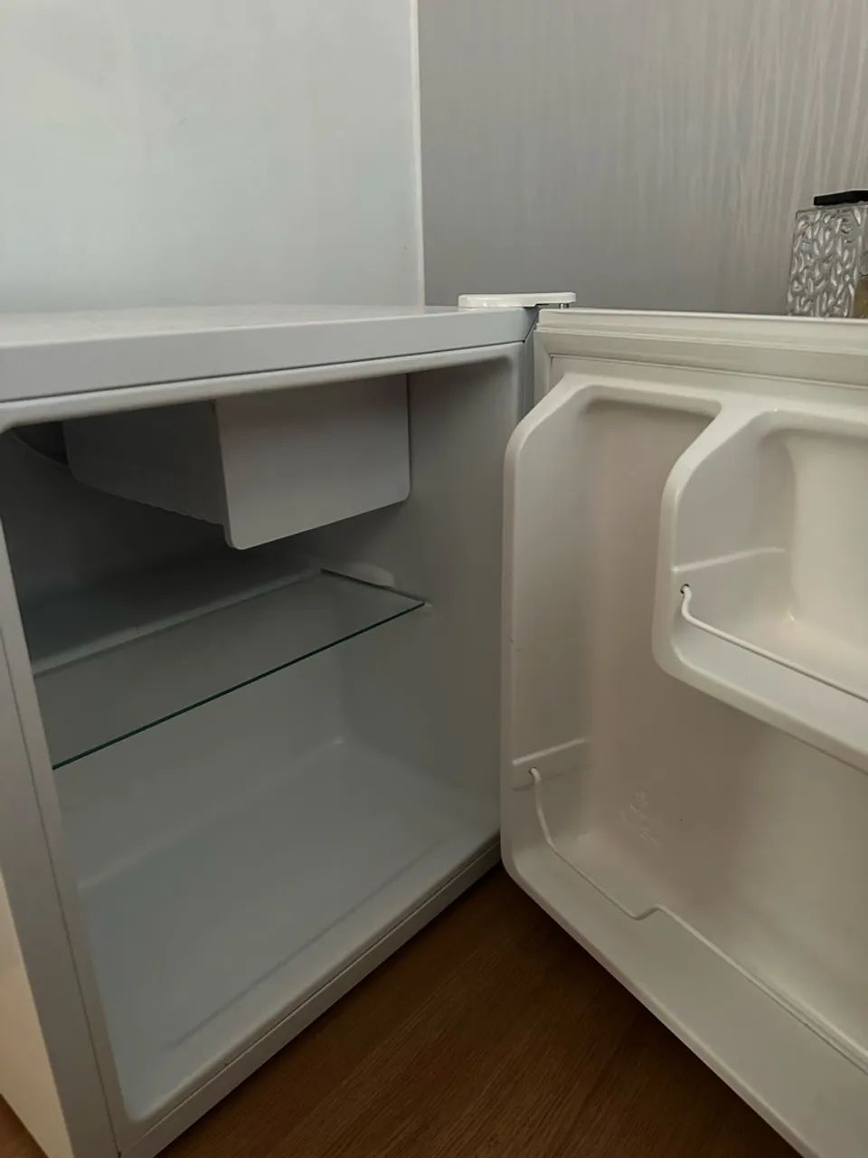 Frigobar Novo