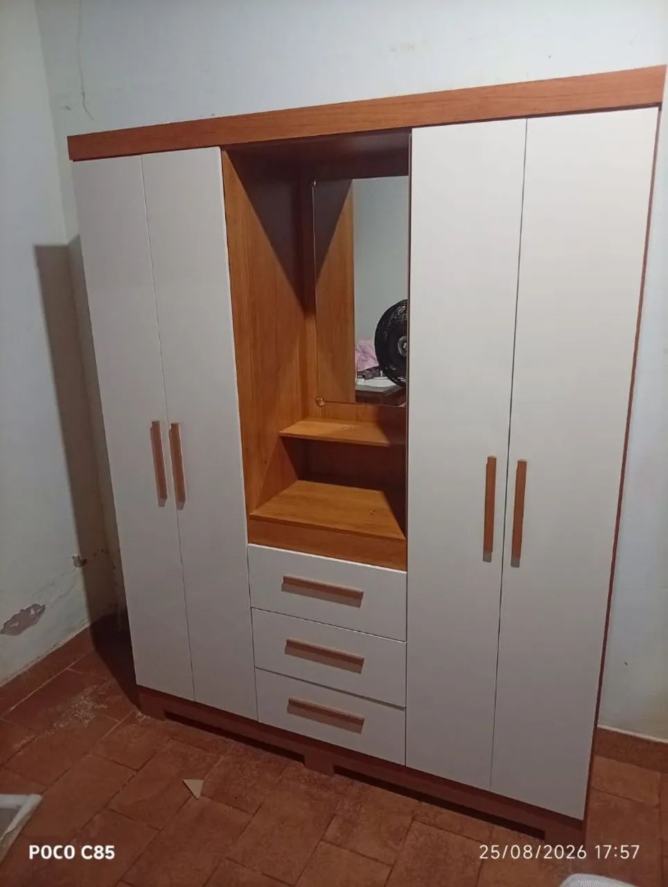 Guarda roupa capelinha entrega e montagem grátis 