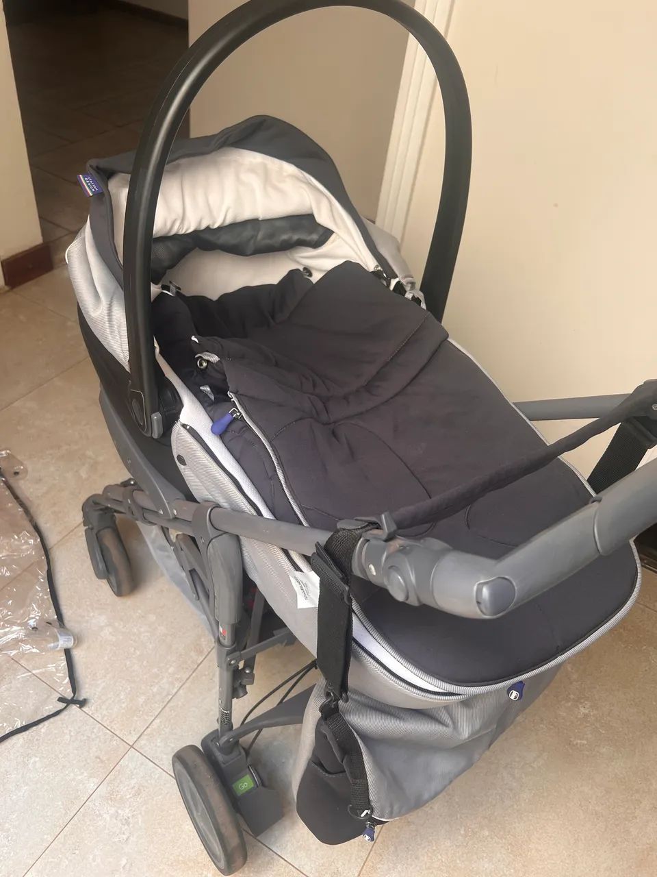 Carrinho de Bebê - Chicco - Foto 2