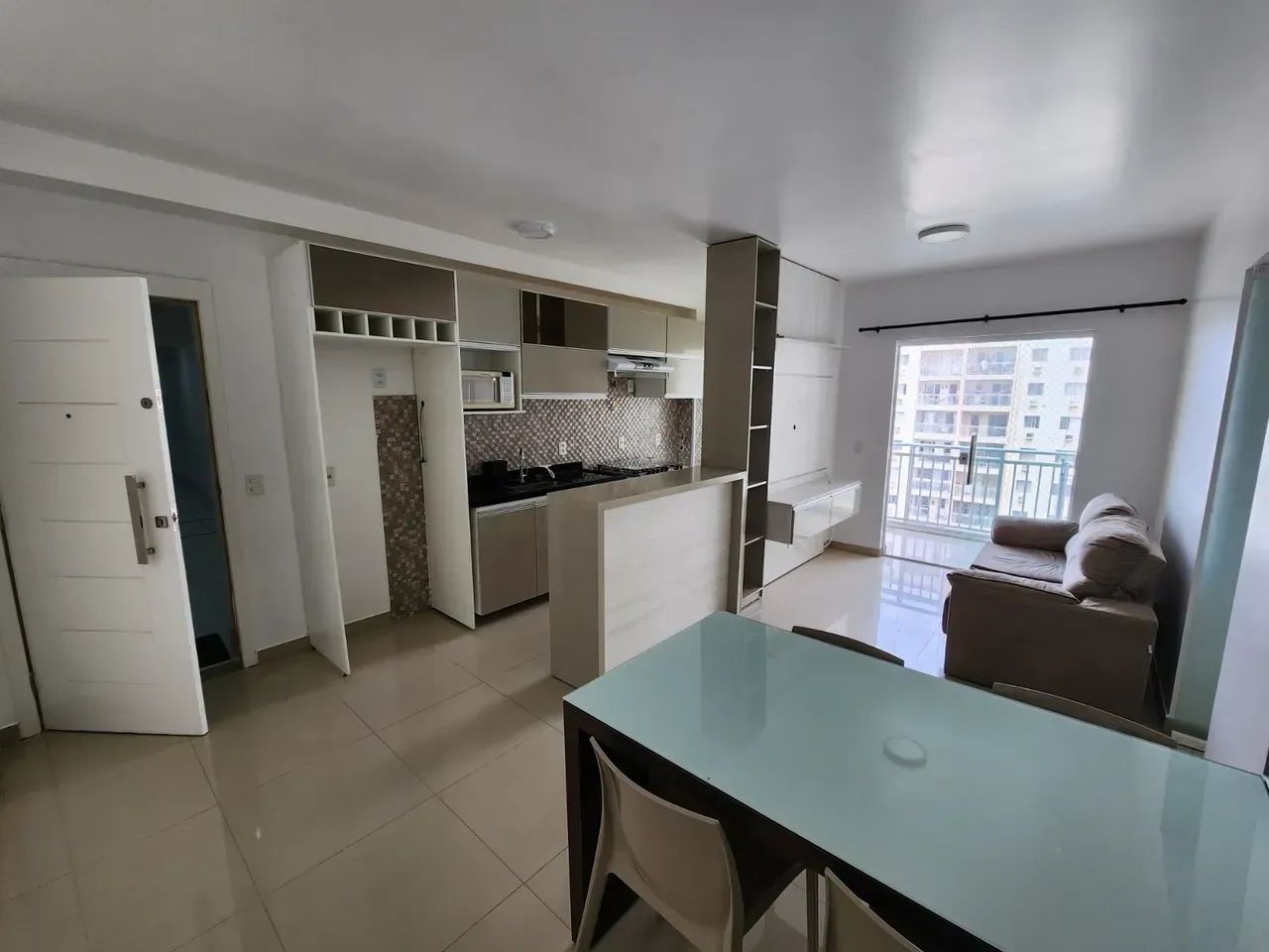 PLENO RESIDENCIAL - MOBILIADO