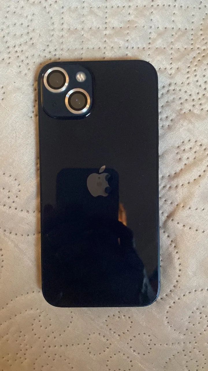 Celular iPhone 13