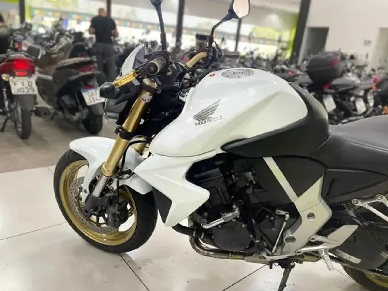 HONDA CB 1000R - Foto 2