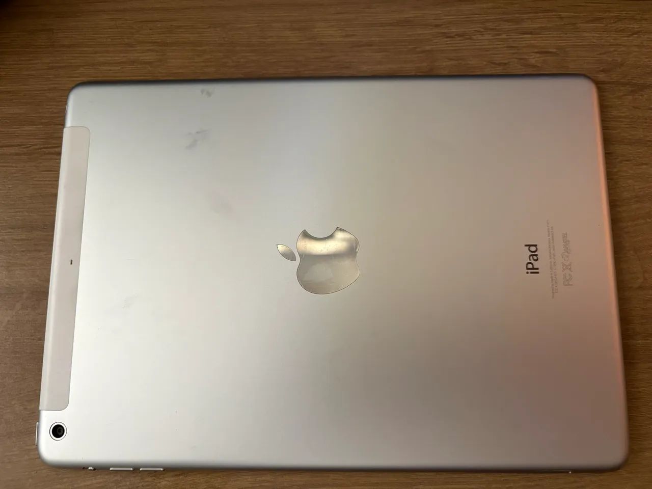 iPad Air 64GB + Teclado Logitech | Funcionando - Foto 4