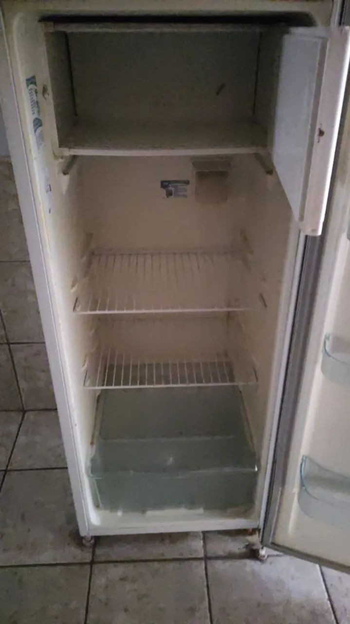 Geladeira funcionando perfeitamente  - Foto 3