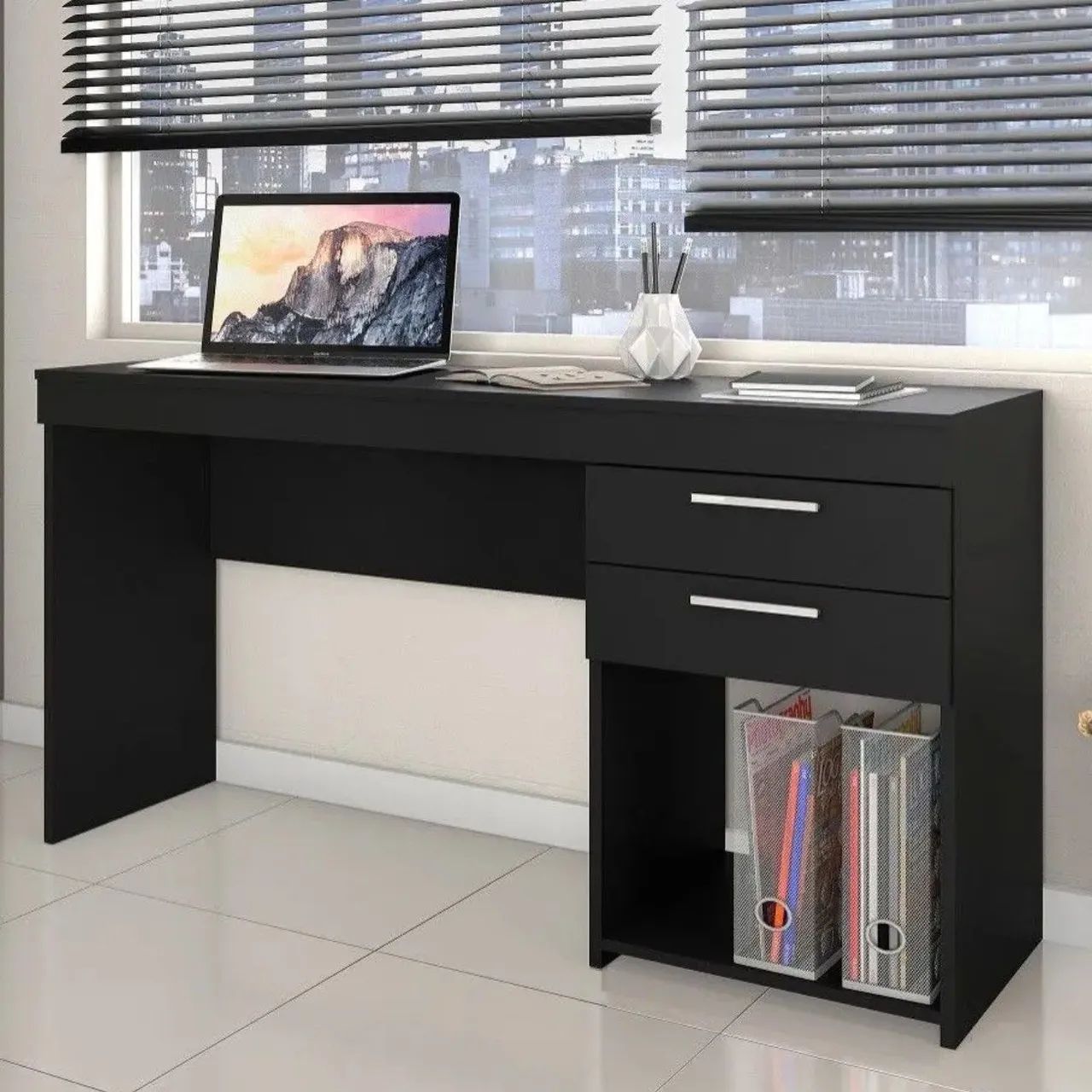 Mesa para computador.65192846990851120