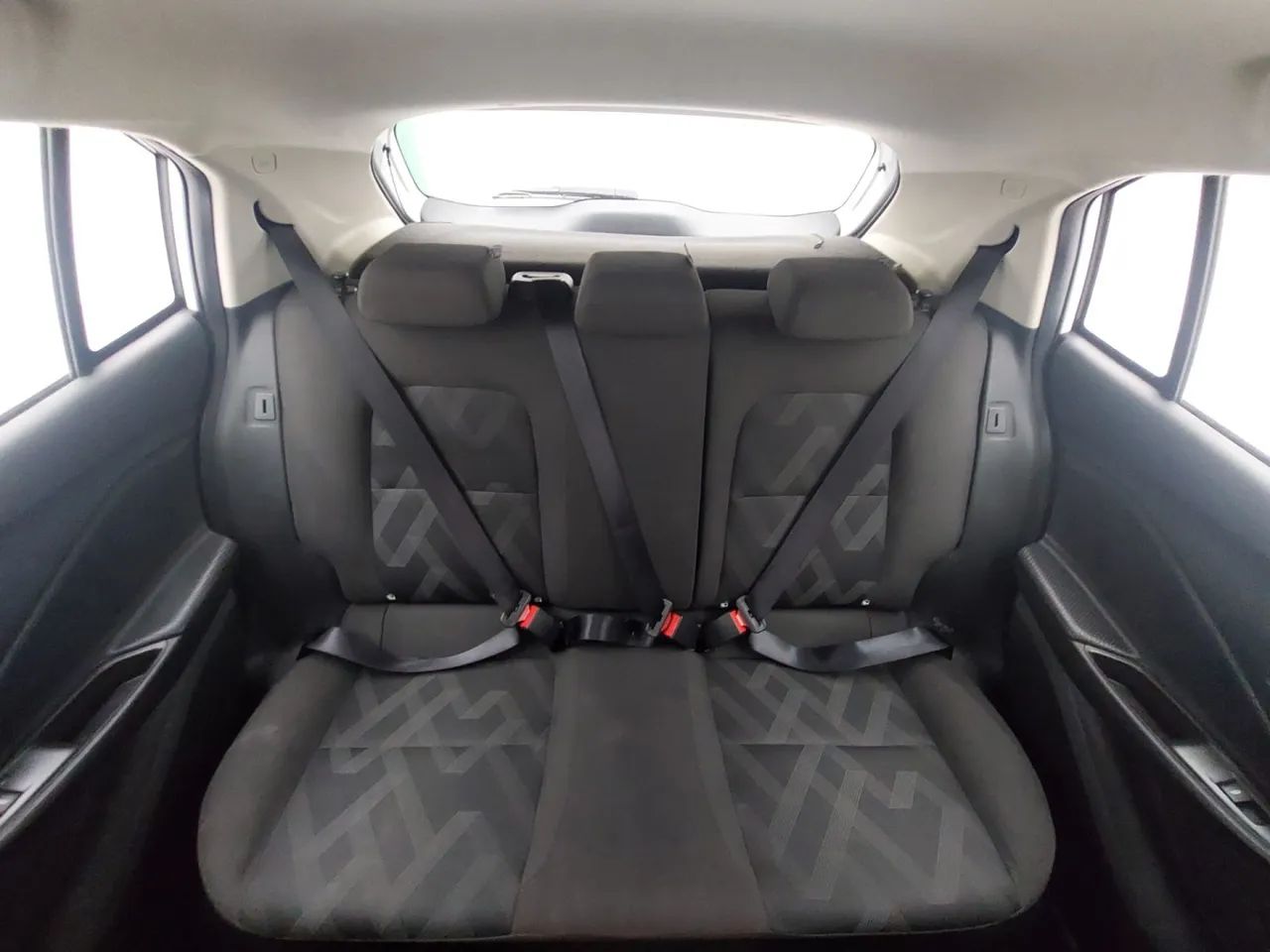 Chevrolet Onix Hatch 1.0 12V Flex Mec. 4P, foto 18 de 18