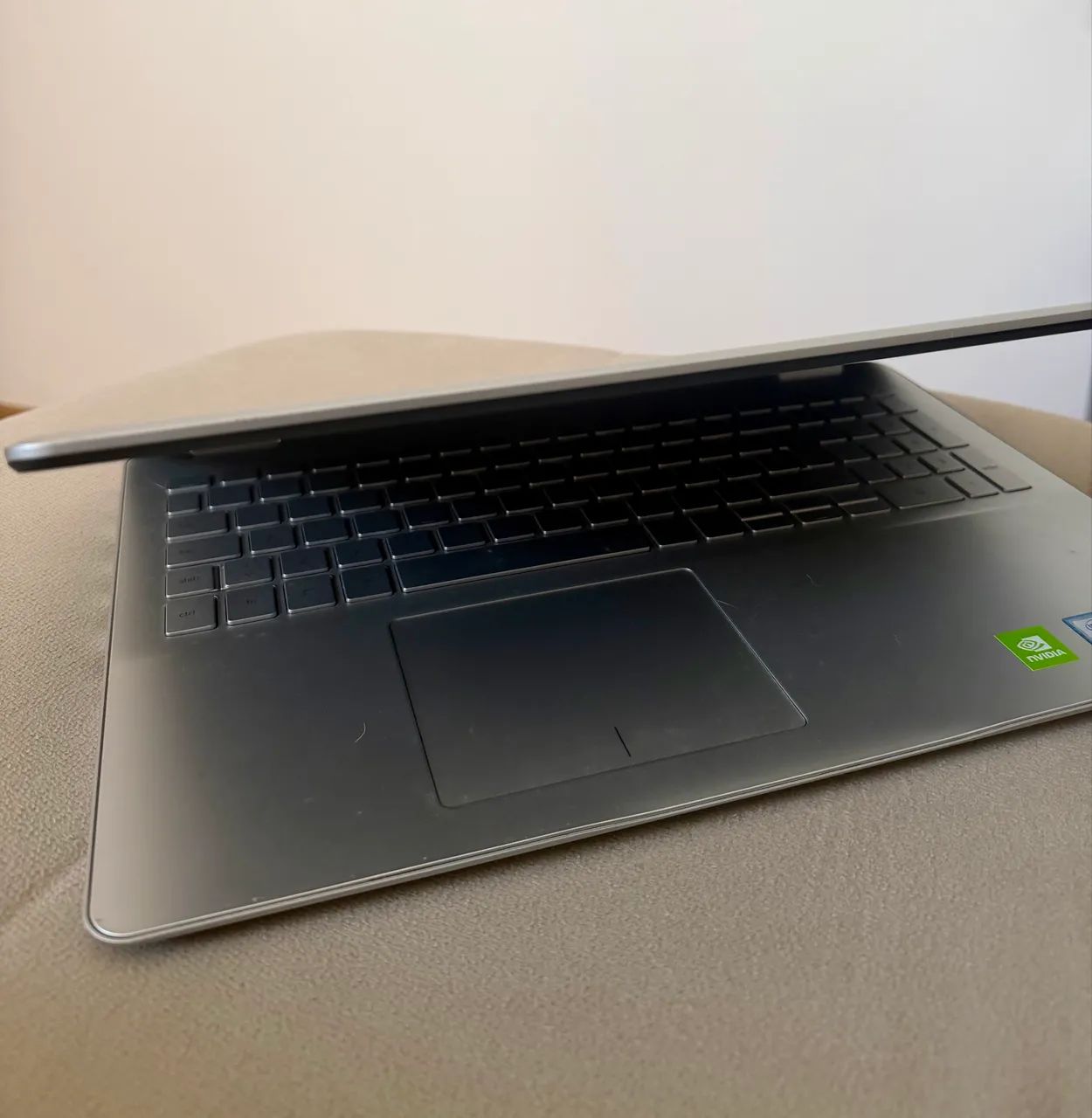 Notebook Dell Inspiron 15 Core i5 (8ª Ger) | SSD 480GB | Placa NVIDIA Dedicada - Foto 3
