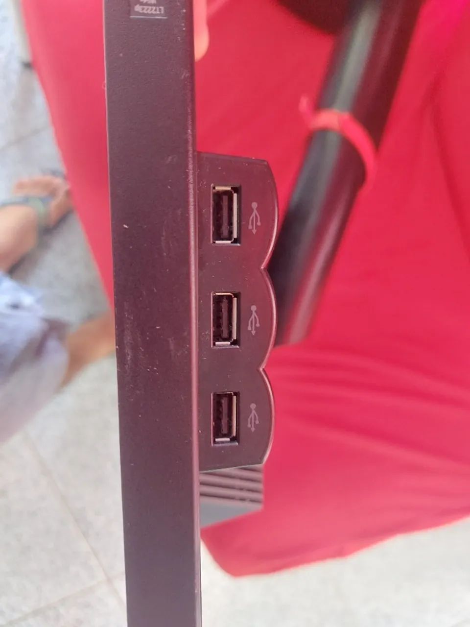 Monitor Lenovo 22  - Foto 2