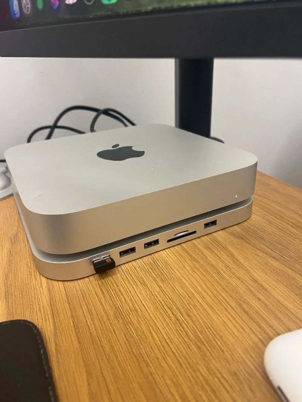 Mac Mini 2024 M2 8GB / 256GB + Dock Station Hagibis - Foto 3