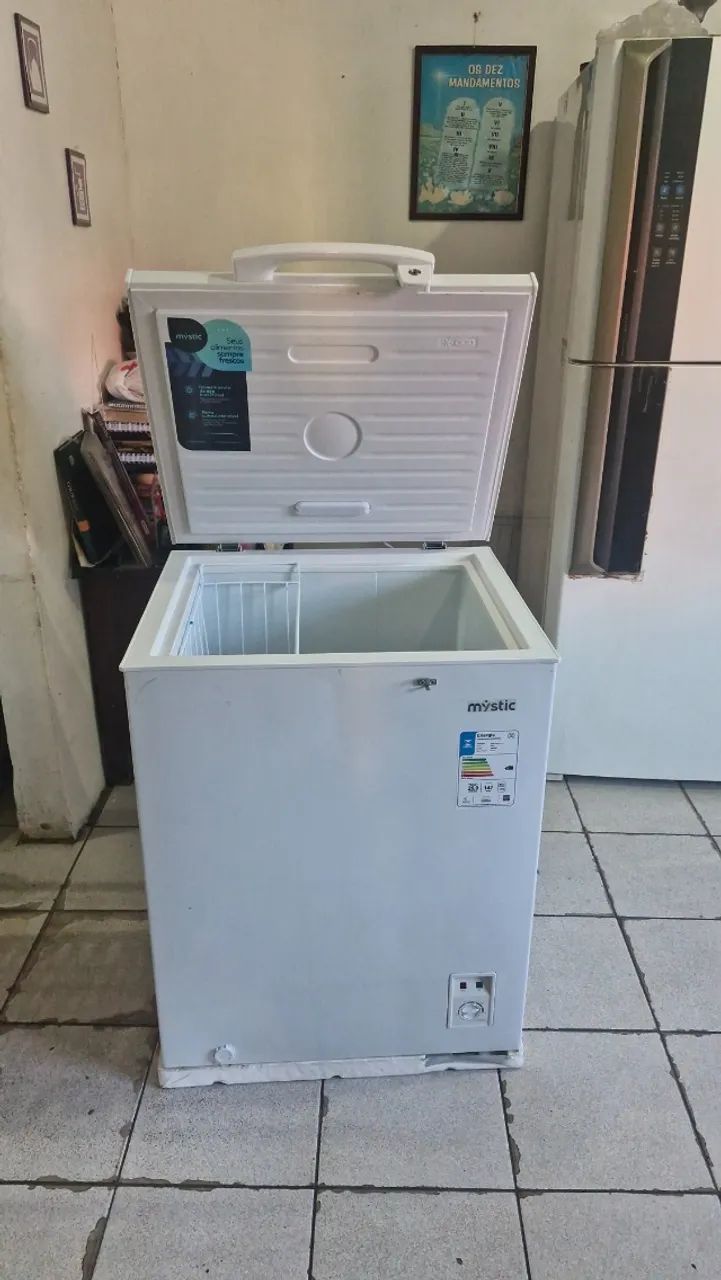 Freezer 142 litros .