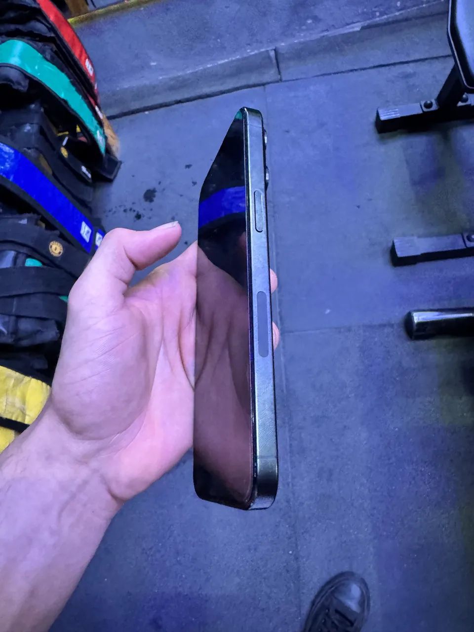 iPhone 15 Pro Max, usado em perfeito estado. Sem peça trocada.