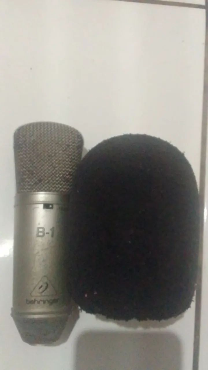 icrofone Behringer B-1 Condensador Cardioide cor ouro - Foto 2