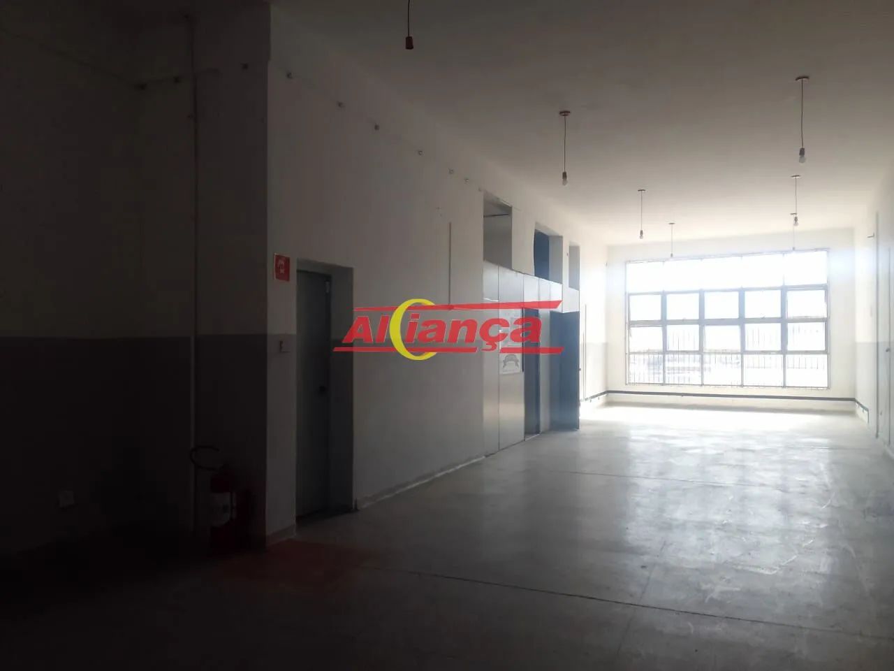 SALÃO COMERCIAL PARA LOCAÇÃO 200m² NO GOPOUVA - Foto 4