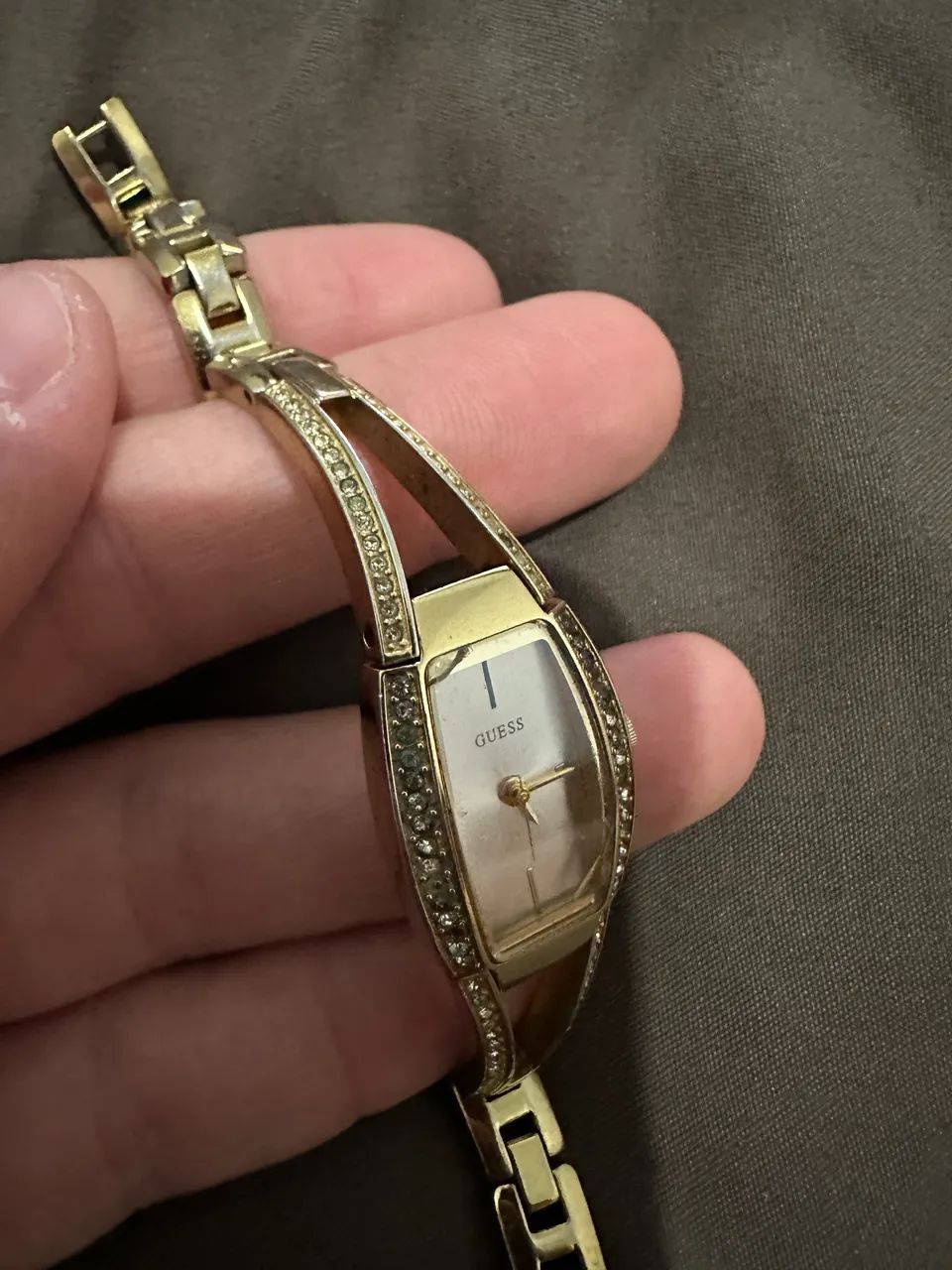 Relógio Guess Dourado  - Foto 5