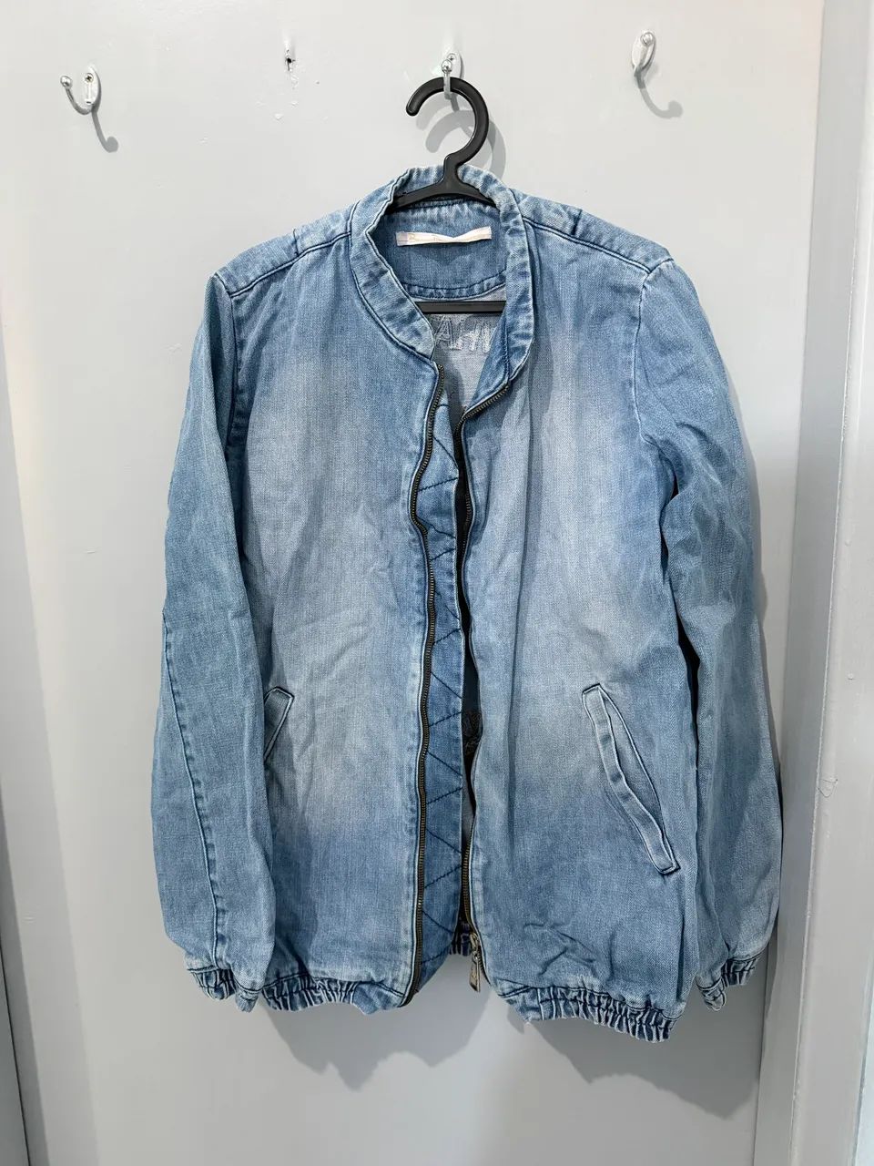 Vendo roupas usadas 