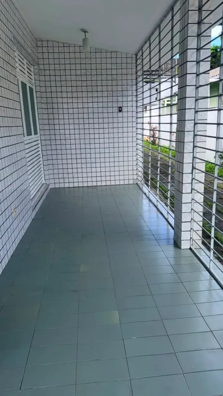 Casa com ótima localização na Iputinga - Recife - - Foto 4