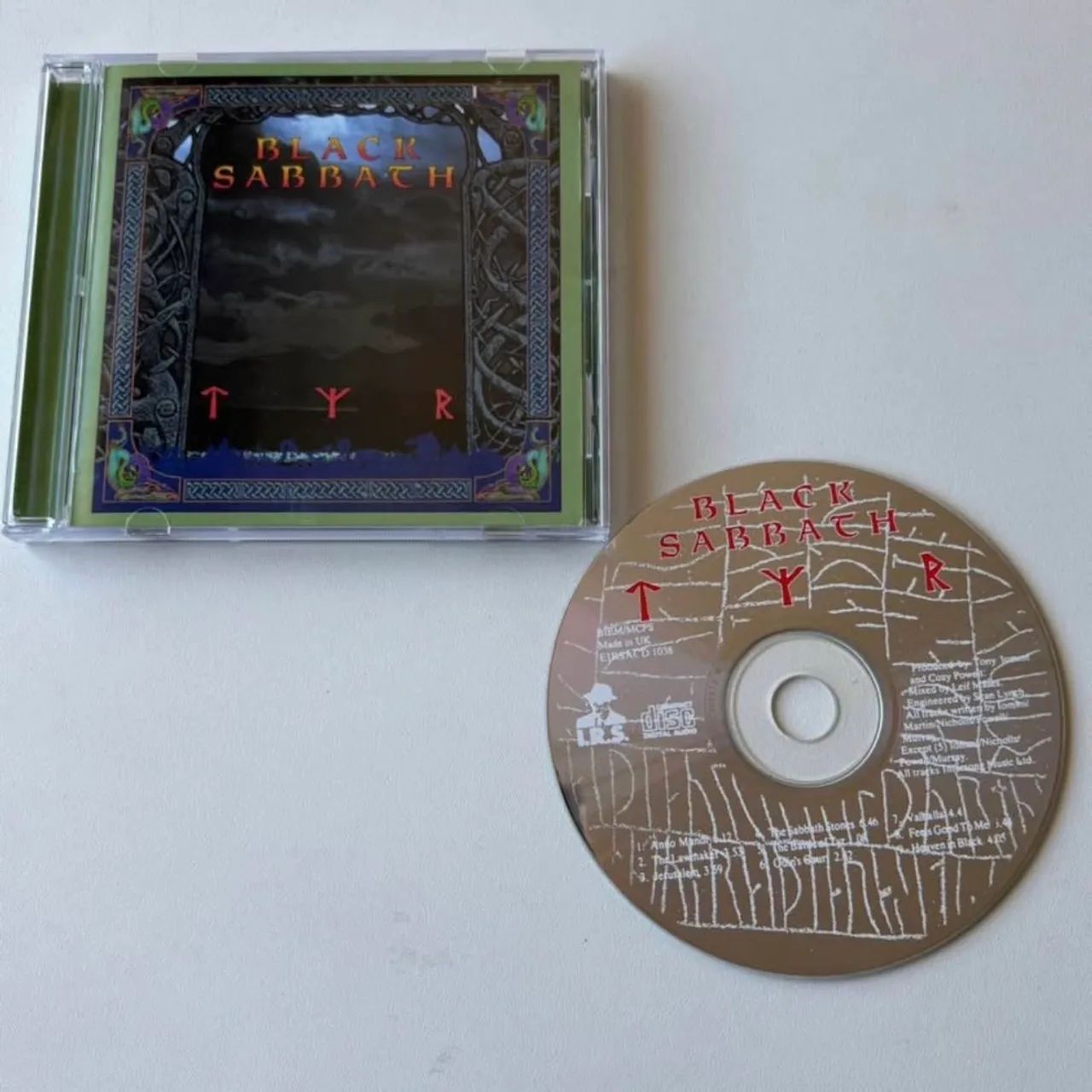 Black Sabbath Tyr Cd Importado Original Inglaterra UK 1990 - Foto 2