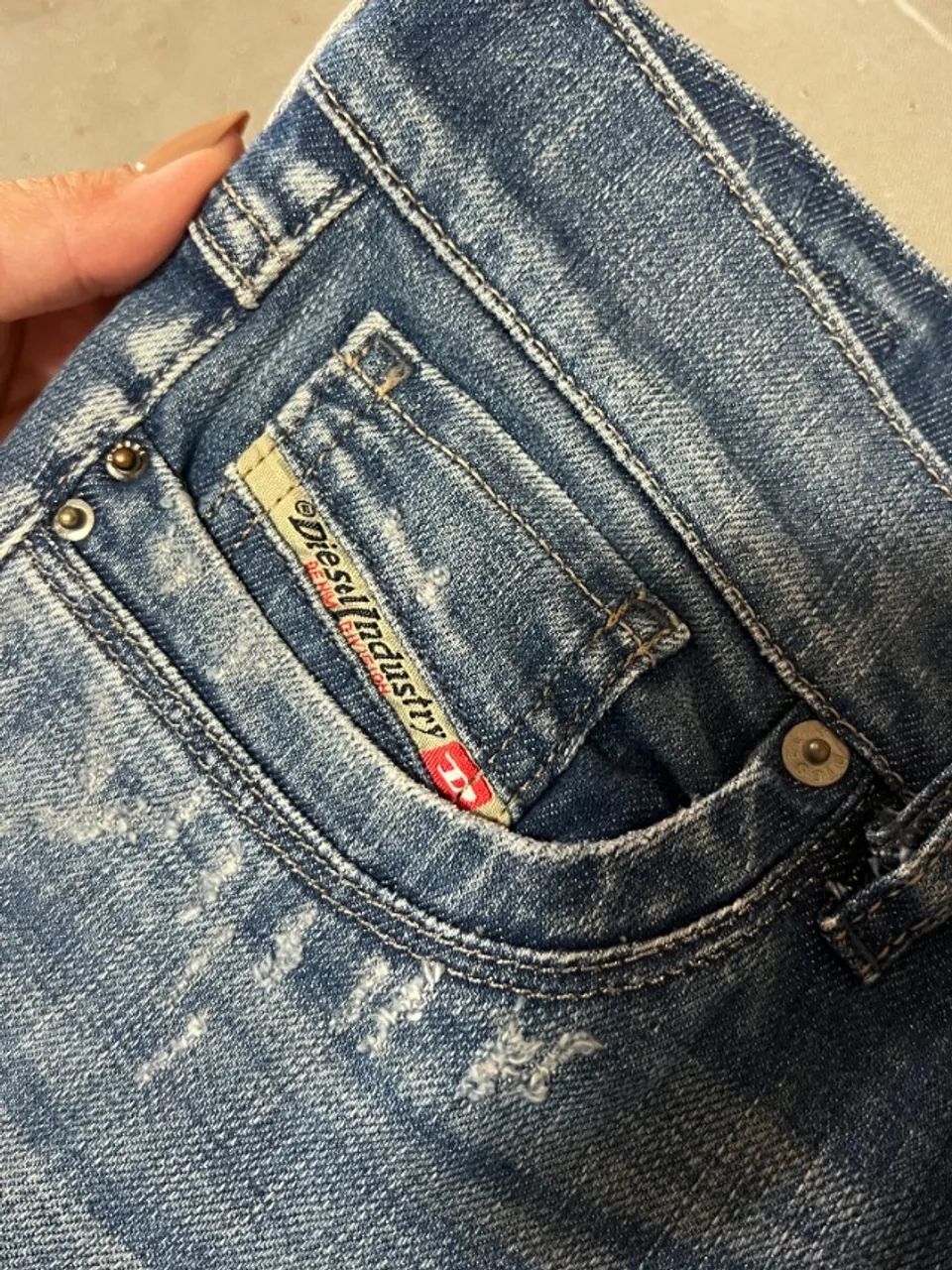 calça jeans feminina Diesel - original - Foto 3