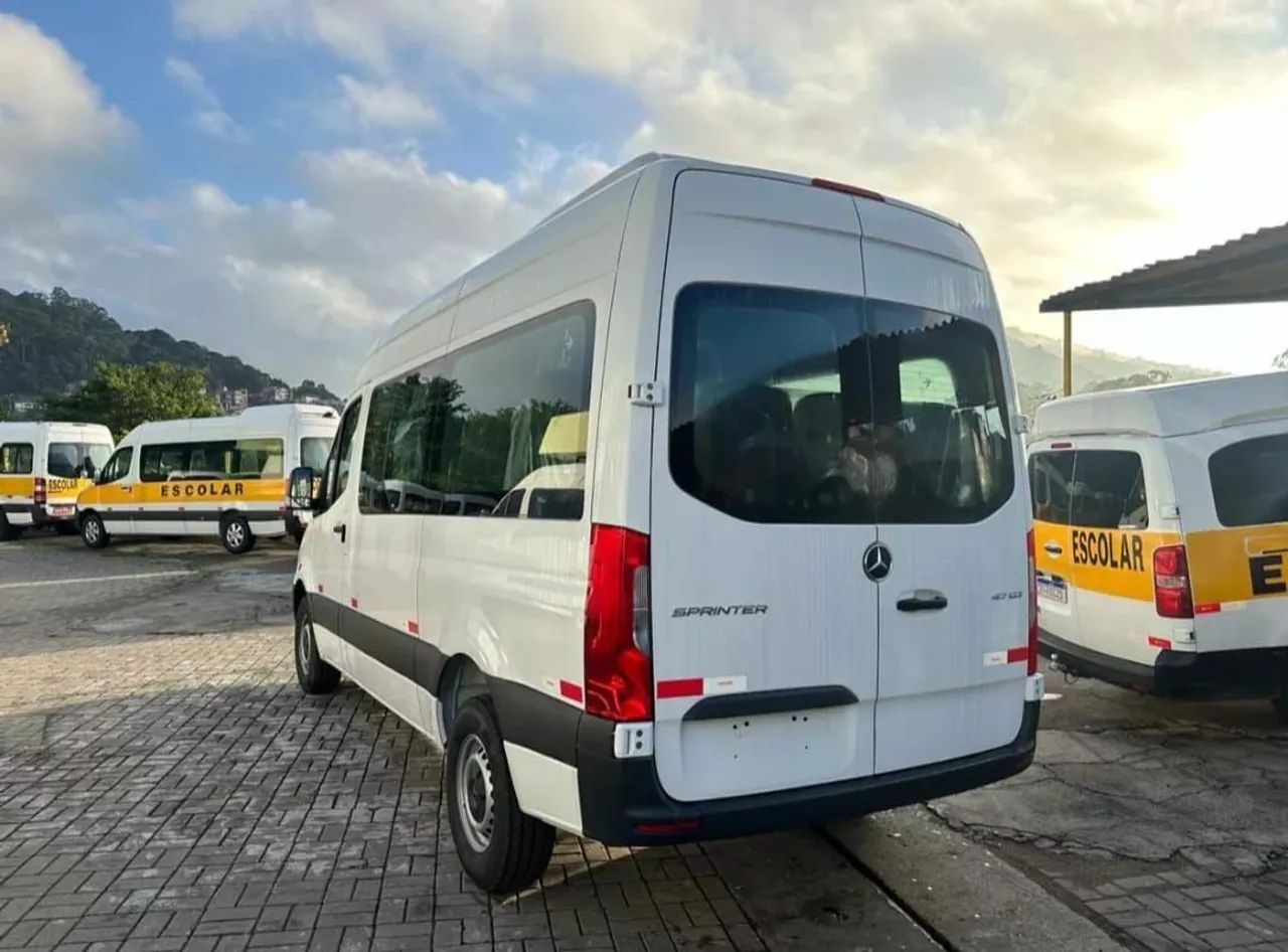SPRINTER 417   16 LUGARES  COMPLETA ANO 2023    REPASSE DIVIDA  - Foto 5