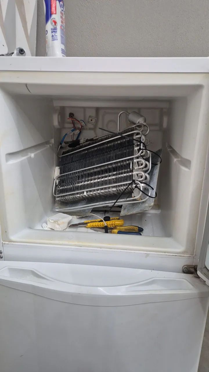 Conserto e manutenção em refrigeração - Foto 4