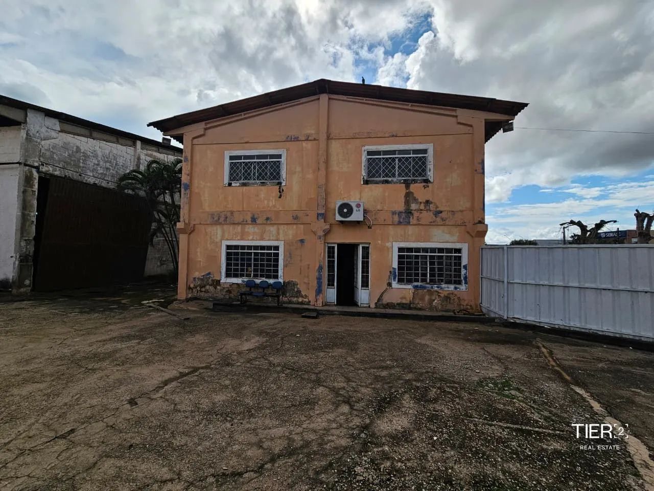 Galpões Comerciais - Foto 5