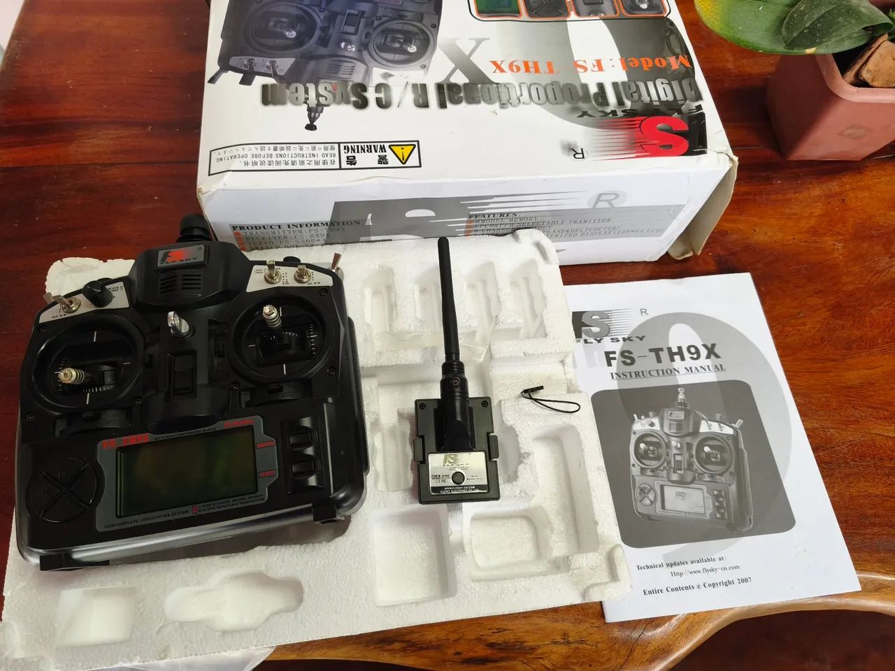 Controle para aeromodelismo FS-TH9X  - Foto 3