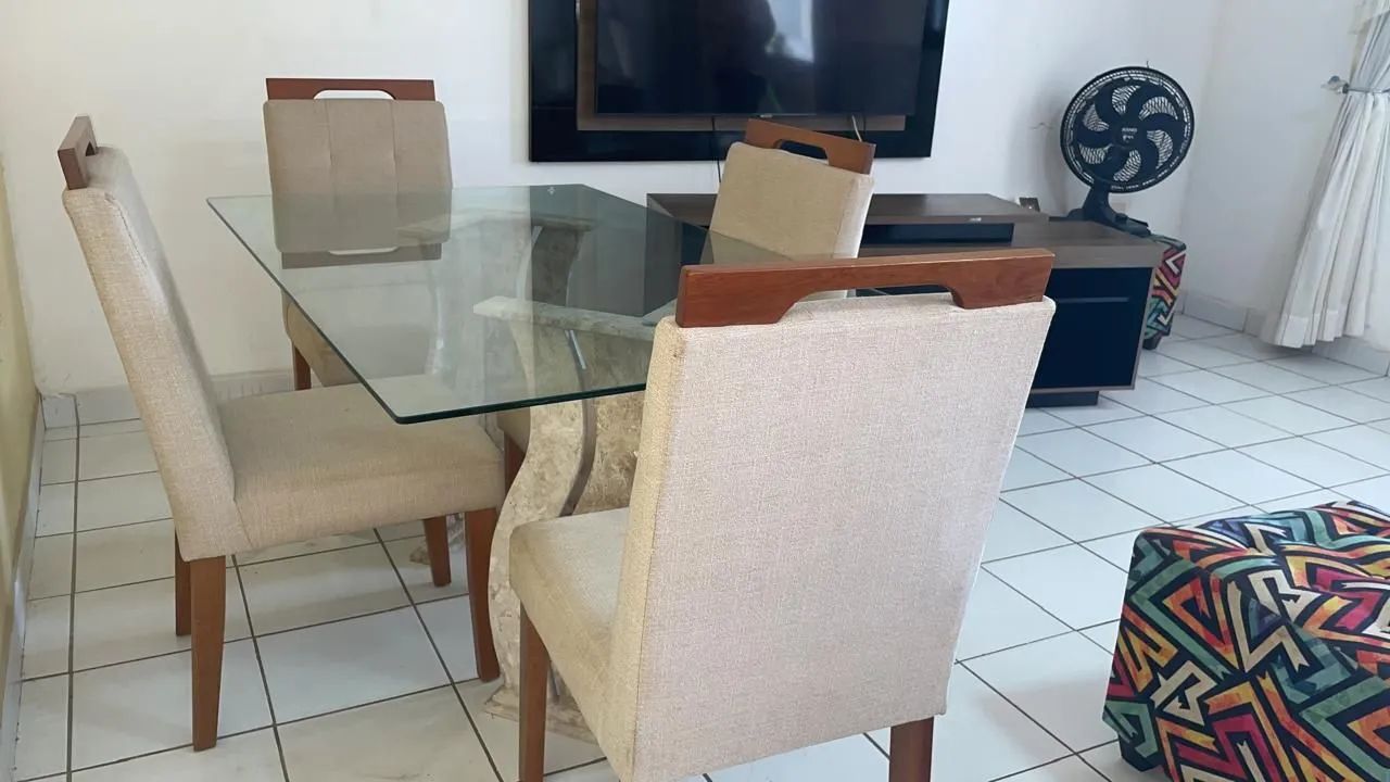 Mesa com 4 cadeiras - Foto 3