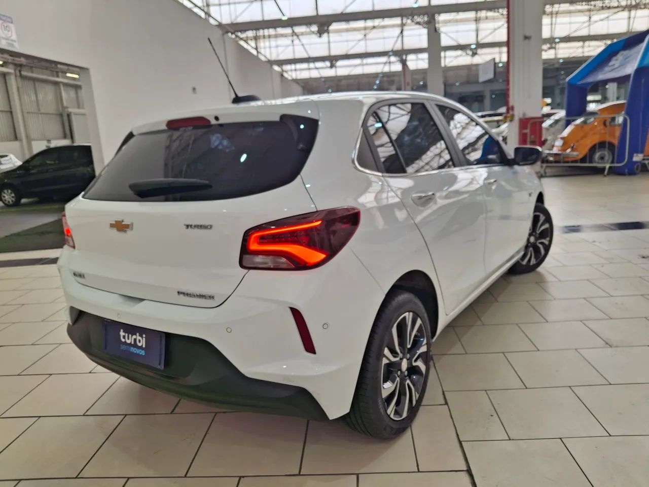 Chevrolet Onix Hatch Premier 1.0 12V TB Flex Aut. 4P, foto 6 de 10