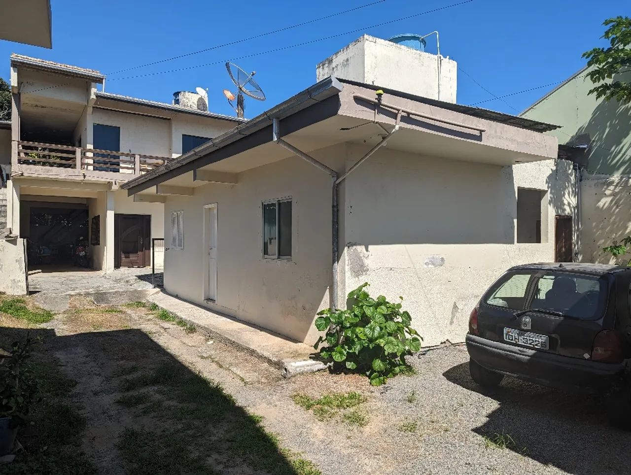 Aluga-se Casa 2 Dormitórios em GAROPABA SC Brasil