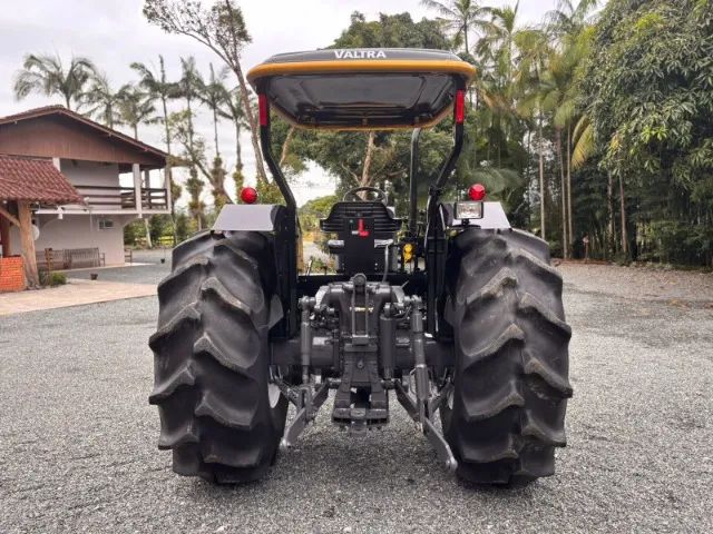 Trator Valtra A750  - Foto 4
