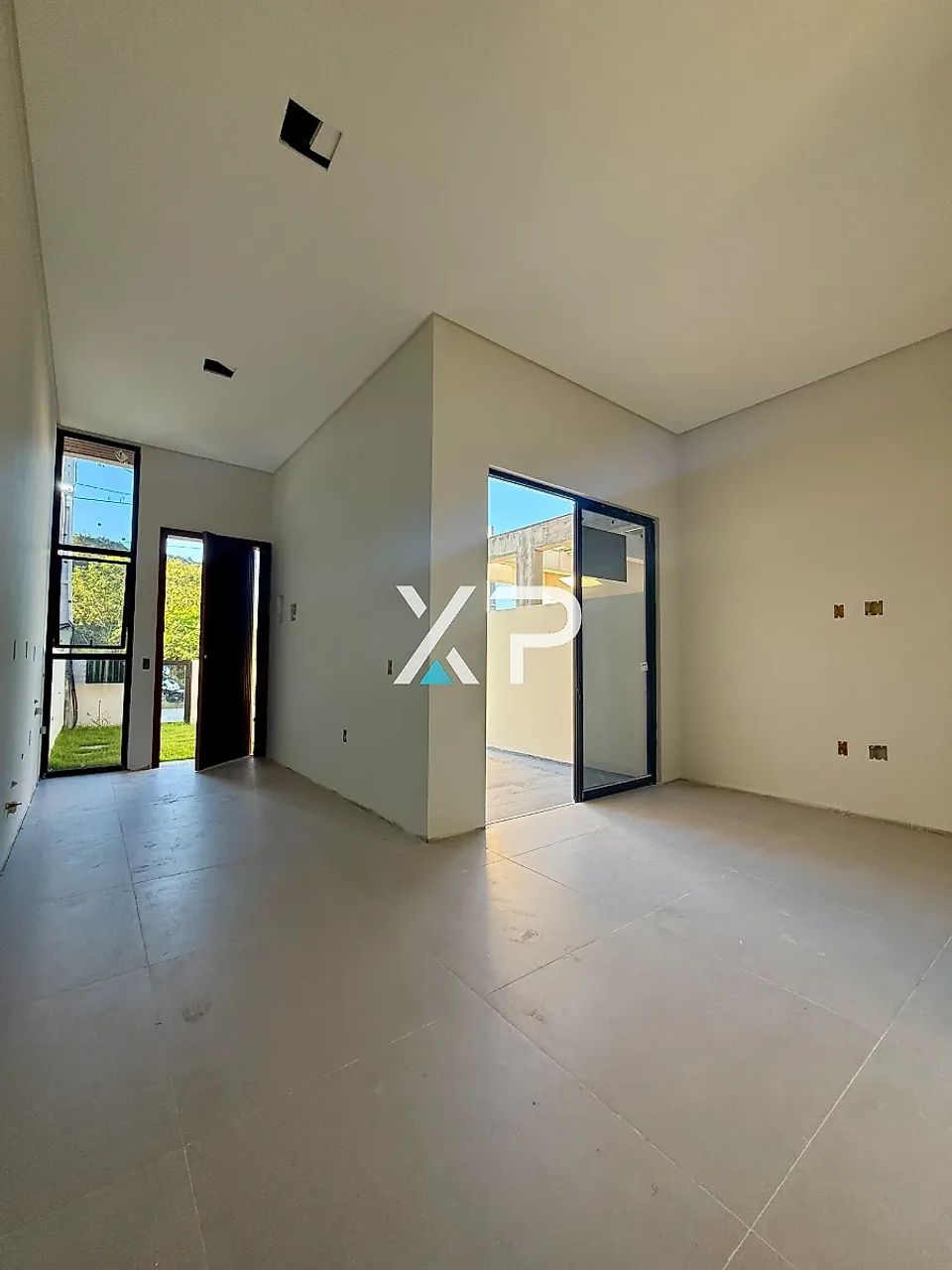 Casa 2 Quartos 55m² com Pé Direito Alto - Forquilhas - Foto 3