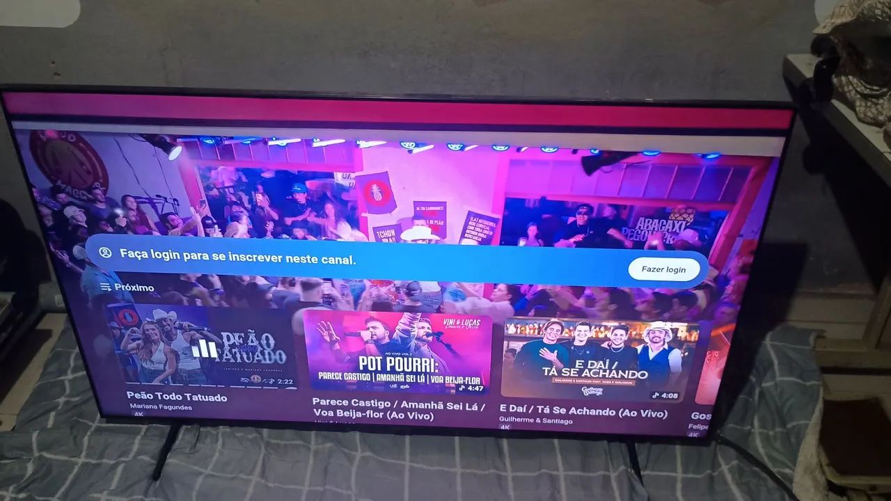 Vendo smart tv Samsung de 50 polegadas com Android Alexa comando de voz e bluetooth 4k